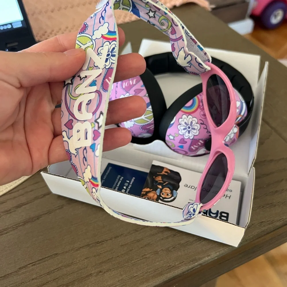 Banz Kids Earmuffs & sunglass set